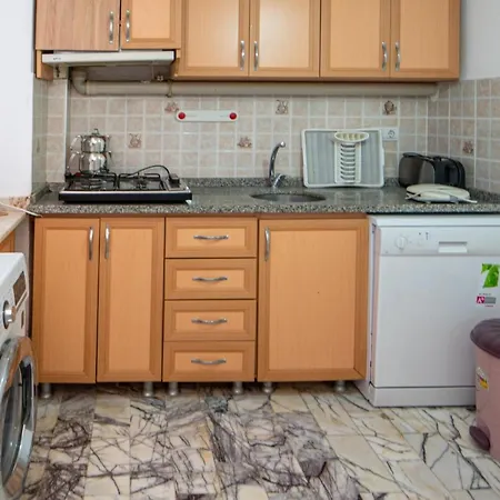 Apartment Cozy Flat With Balcony 1 Min To Beach In *