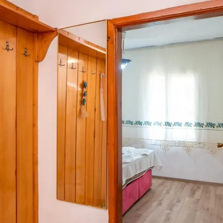 Cozy Flat With Balcony 1 Min To Beach In Apartman *