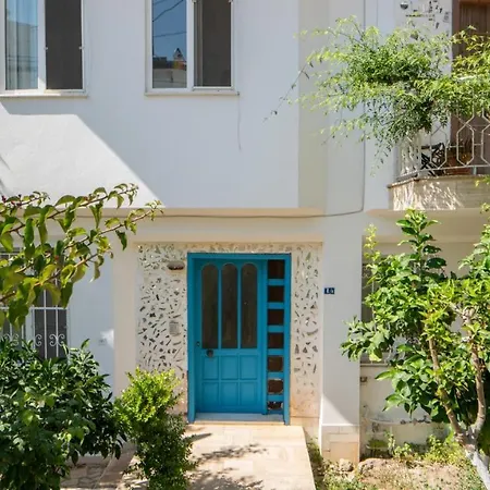 Cozy Flat With Balcony 1 Min To Beach In